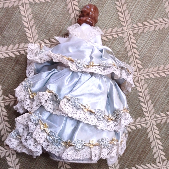 Vintage  Pin Cushion Doll in Sage Green Silk - Picture 4 of 7